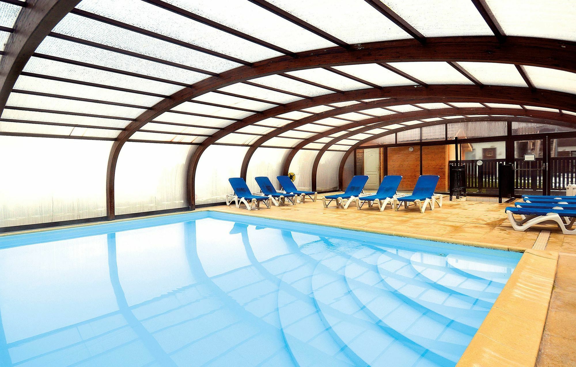 Residence Odalys Les Chalets D'Evian エクステリア 写真